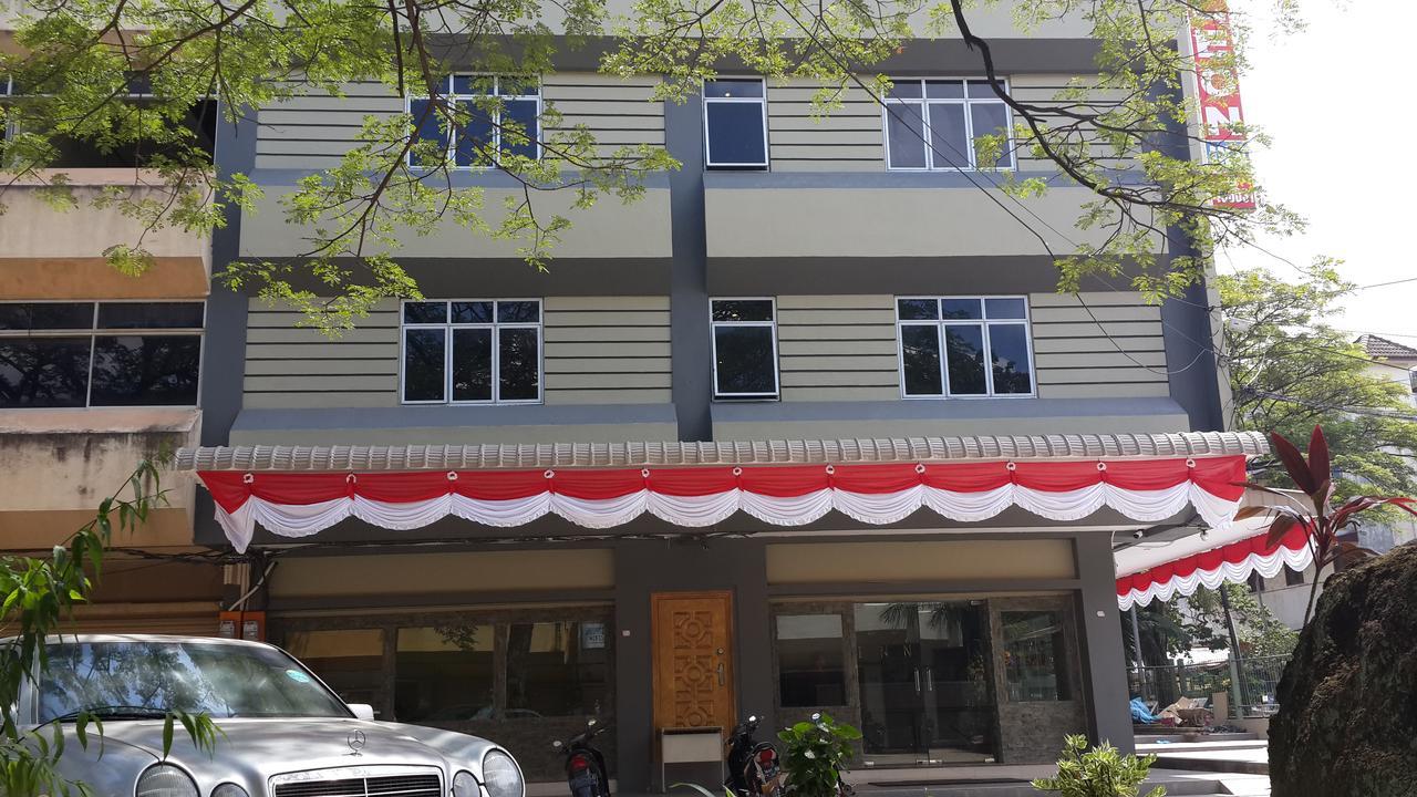 Leon Inn Jodoh Square Batam Экстерьер фото